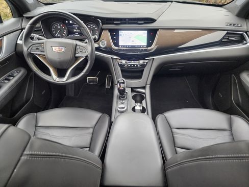 Used 2023 Cadillac XT6 Sport w/ Platinum Package image 22