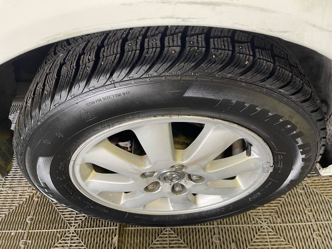 Used 2003 Toyota Camry XLE FWD image 18