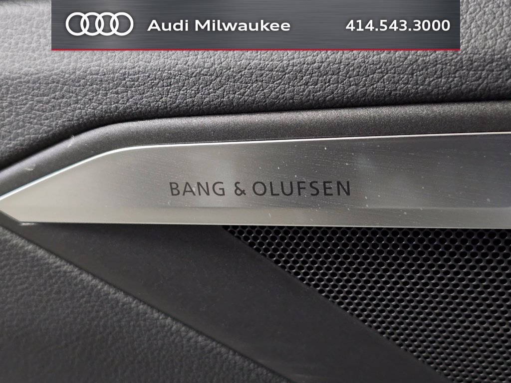 Used 2024 Audi Q8 e-tron Prestige w/ Prestige Package AWD/4WD image 15