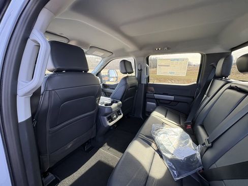 New 2026 Ford F250 Lariat w/ Lariat Premium Package image 21