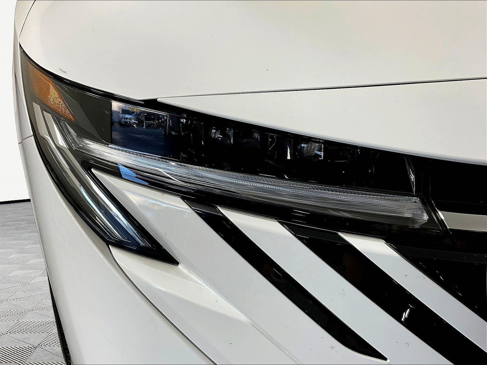 Certified 2026 Nissan Sentra SV w/ SV Convenience Package FWD image 31