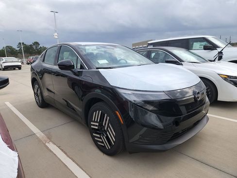 New 2026 Nissan Leaf SV+ image 1