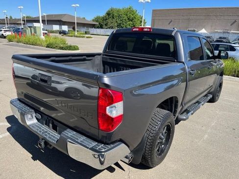 Used 2018 Toyota Tundra SR5 RWD image 5