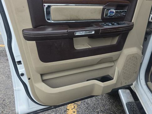 Used 2013 RAM 1500 Laramie w/ Convenience Group AWD/4WD image 10