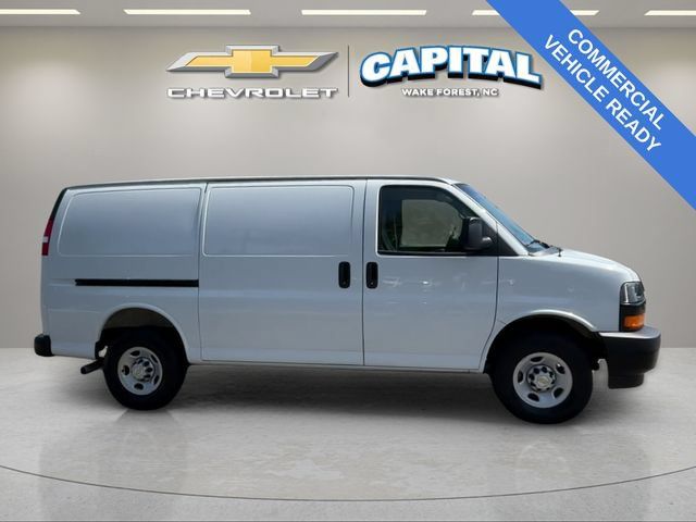Used 2025 Chevrolet Express 2500 w/ Driver Convenience Package RWD image 8