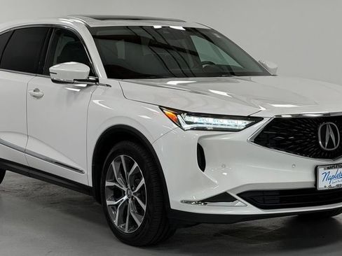 Used 2024 Acura MDX SH-AWD w/ Technology Package image 6