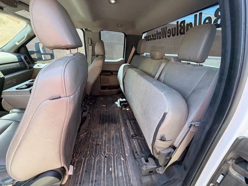 Used 2019 Ford F250 XL w/ STX Appearance Package RWD image 7