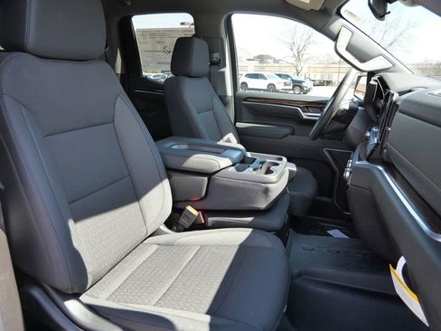 New 2026 GMC Sierra 1500 SLE AWD/4WD image 24