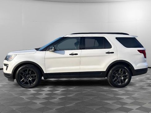 Used 2018 Ford Explorer Sport image 5