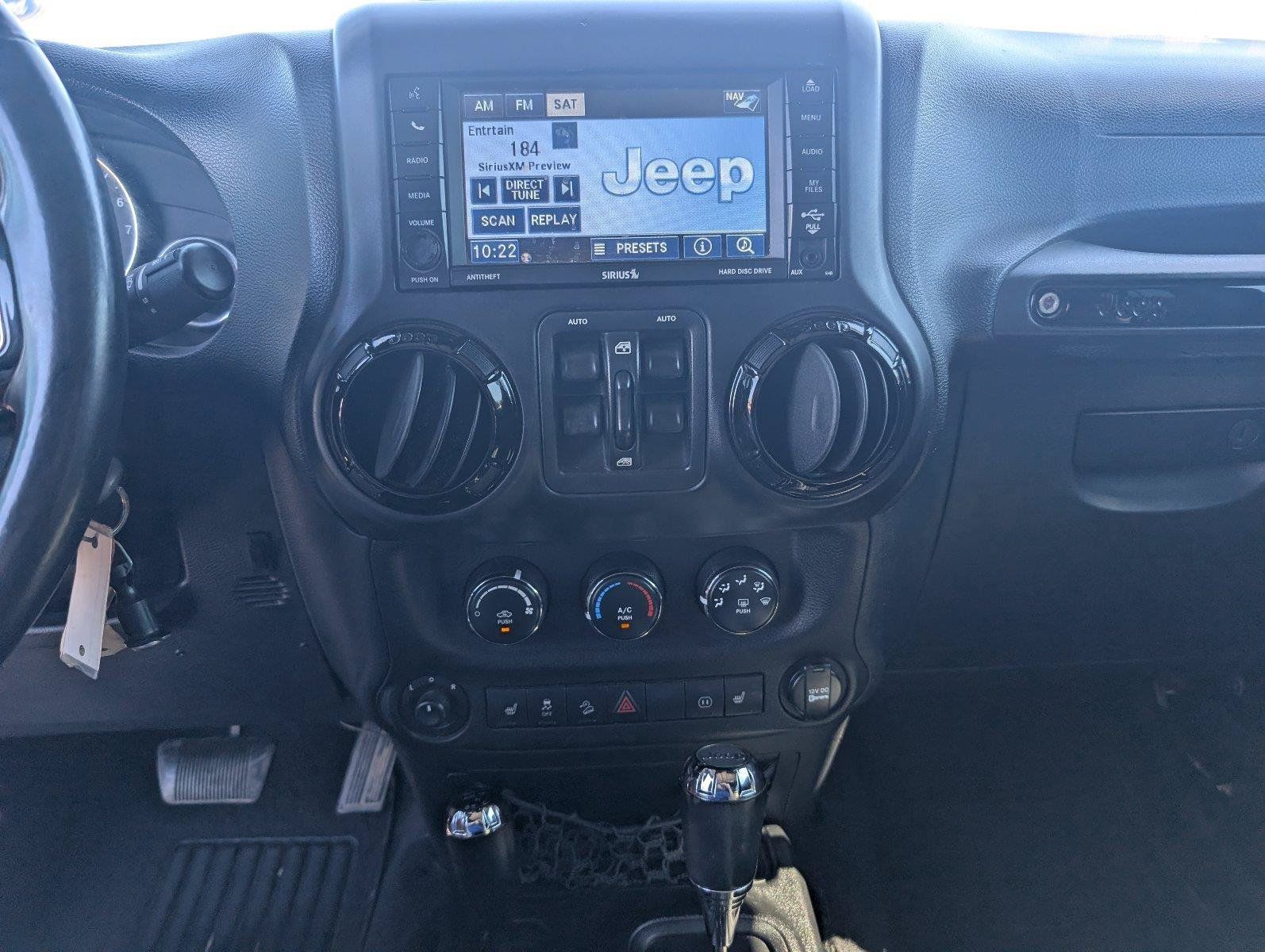 Used 2012 Jeep Wrangler Unlimited Sahara AWD/4WD image 16