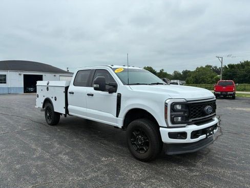 Used 2024 Ford F250 XL w/ STX Appearance Package AWD/4WD image 8