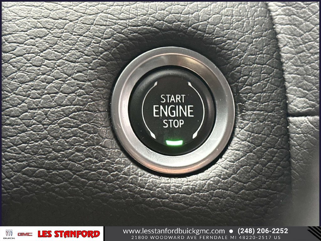 Used 2024 GMC Yukon XL Denali AWD/4WD image 28