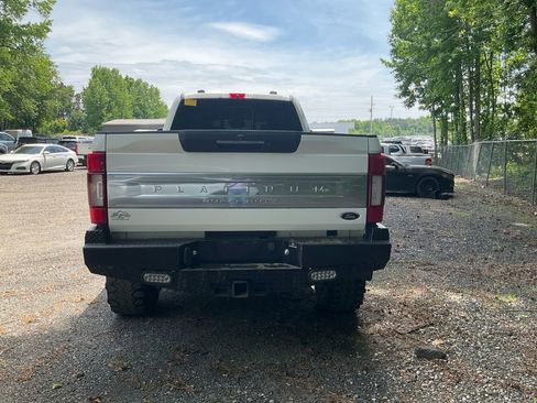 Used 2022 Ford F350 Platinum w/ FX4 Off-Road Package AWD/4WD image 6