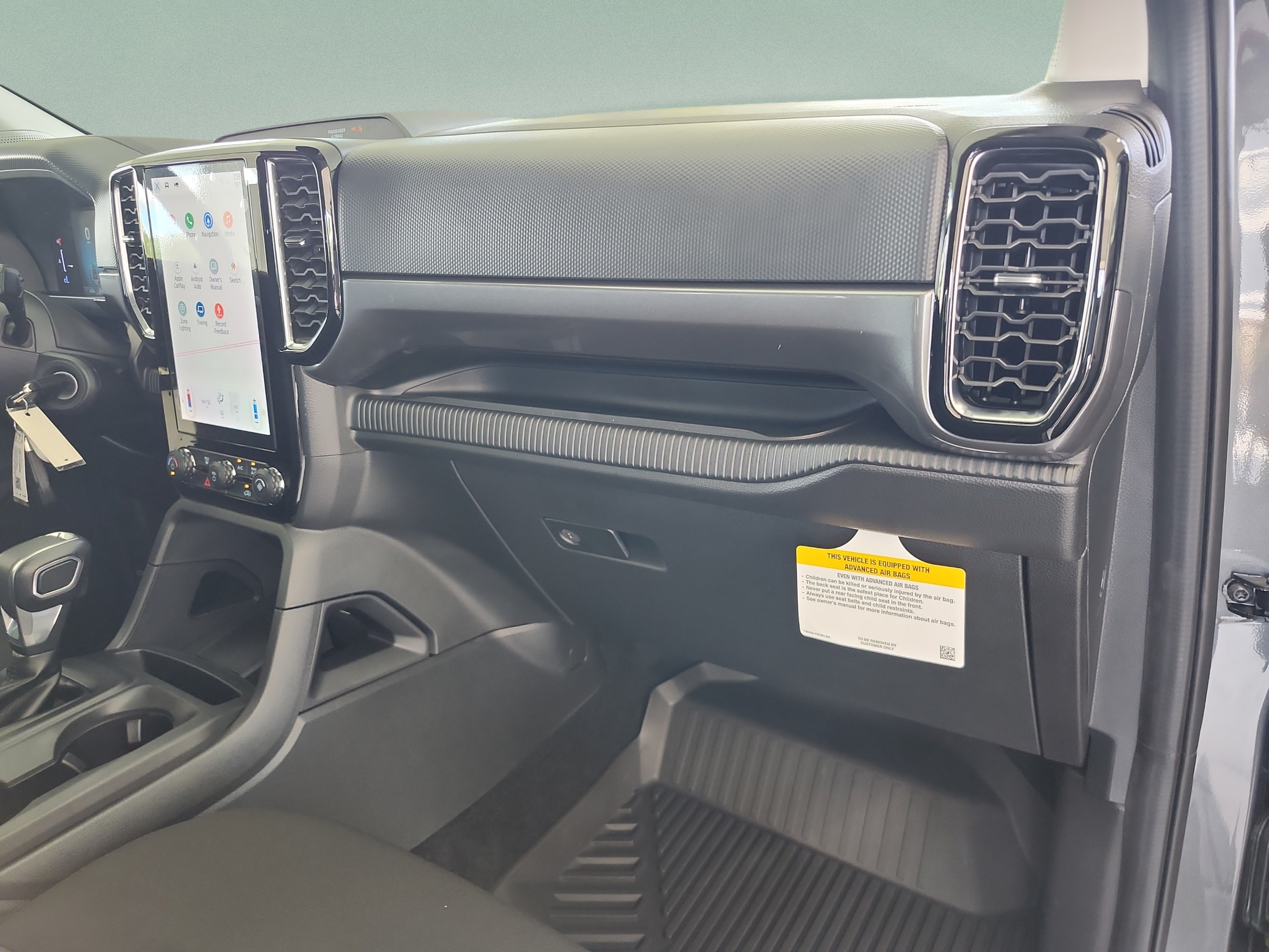 New 2026 Ford Ranger XLT w/ Black Appearance Package AWD/4WD image 19