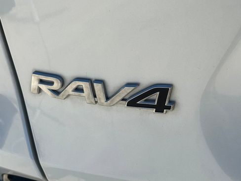 Certified 2023 Toyota RAV4 SE AWD/4WD image 12