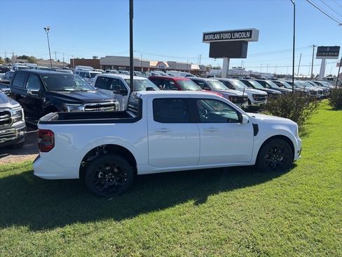 New 2025 Ford Maverick Lobo image 6