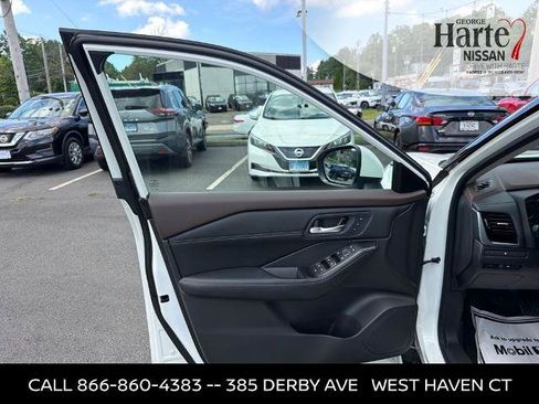 Certified 2023 Nissan Rogue SL AWD/4WD image 13