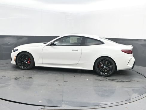 New 2026 BMW 430i Coupe w/ M Sport Package image 2