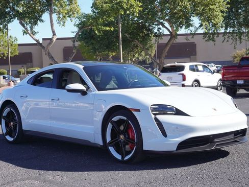 Used 2020 Porsche Taycan 4S image 4