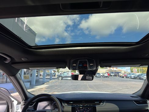 New 2025 Jeep Grand Cherokee Laredo image 22