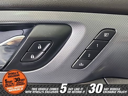 Certified 2019 Chevrolet Traverse Premier w/ Driver Confidence II Package image 44