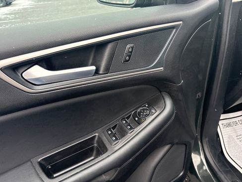 Used 2024 Ford Edge SEL w/ Convenience Package image 29