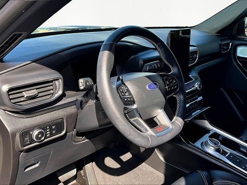 Used 2023 Ford Explorer ST w/ Equipment Group 401A image 13