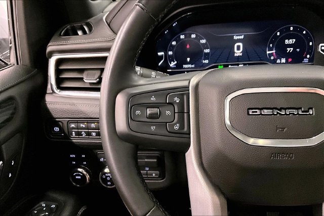 Used 2023 GMC Yukon Denali w/ Max Trailering Package AWD/4WD image 26