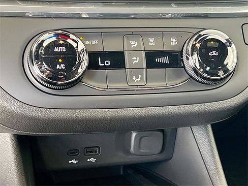 New 2026 Buick Envista Preferred w/ Convenience II Package image 11