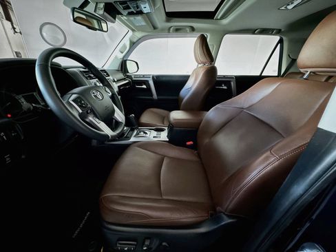Used 2019 Toyota 4Runner Limited AWD/4WD image 17
