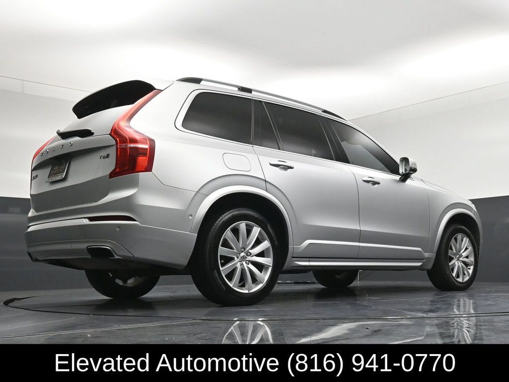 Used 2017 Volvo XC90 T6 Momentum w/ Vision Package AWD/4WD image 33