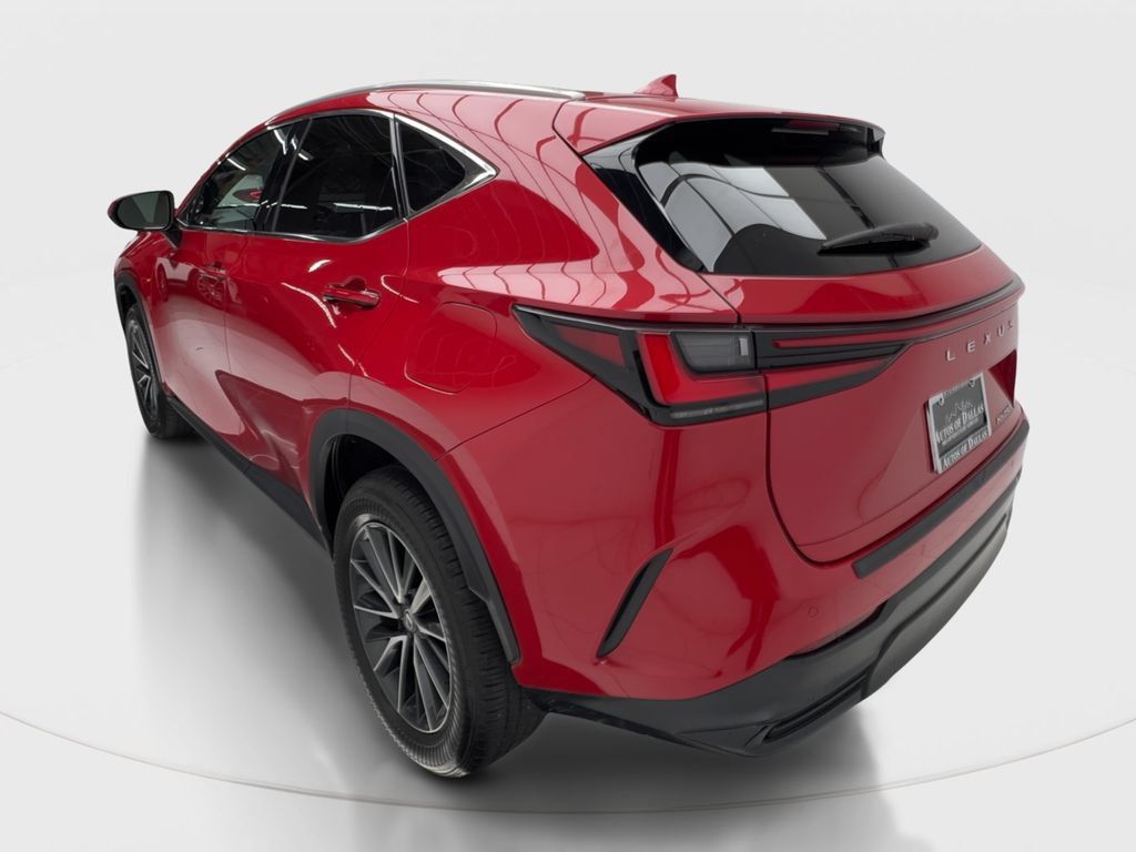 Used 2024 Lexus NX 250 FWD image 11
