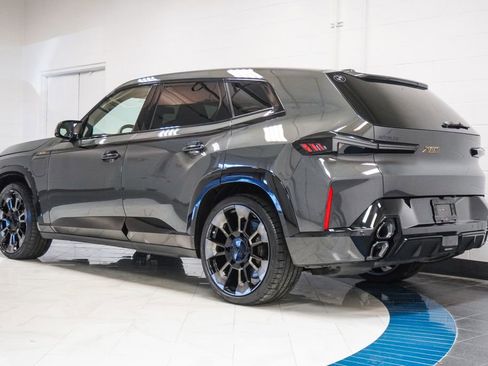 Used 2024 BMW XM image 39