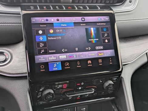 Used 2025 Jeep Grand Cherokee L Limited w/ Trailer Tow Package AWD/4WD image 27