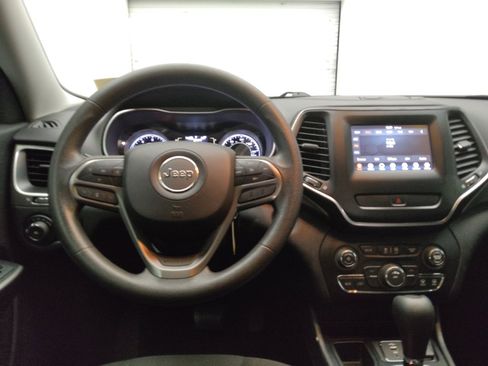 Used 2019 Jeep Cherokee Latitude w/ Popular Appearance Group image 22