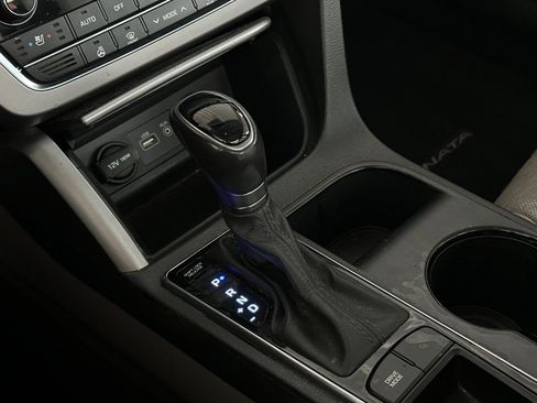 Used 2015 Hyundai Sonata Limited w/ Option Group 05 image 20