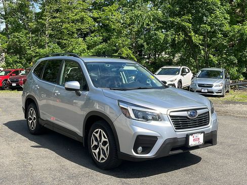 Certified 2021 Subaru Forester Premium AWD/4WD image 3