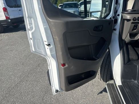 Used 2023 Ford Transit 250 Low Roof w/ Exterior Upgrade Package image 20