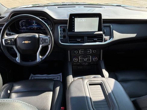 Used 2022 Chevrolet Suburban LT w/ LT Signature Package AWD/4WD image 25
