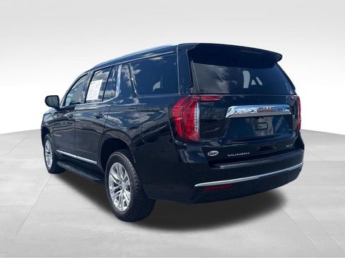 Used 2024 GMC Yukon SLT AWD/4WD image 6