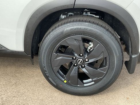 New 2026 Nissan Rogue SV image 8