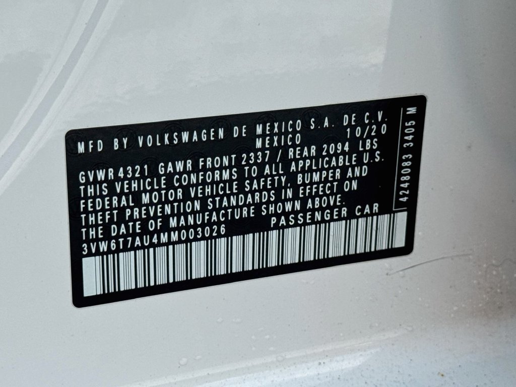 Used 2021 Volkswagen GTI SE FWD image 32