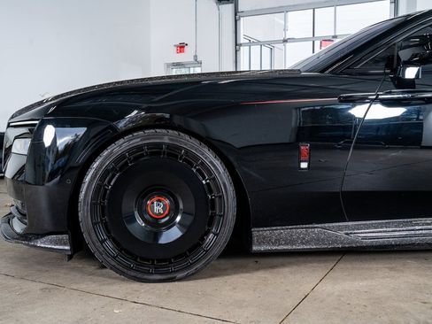 Used 2024 Rolls-Royce Spectre w/ Spectre Launch Package image 9