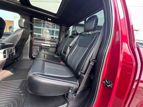 Used 2019 Ford F150 Lariat w/ Equipment Group 502A Luxury AWD/4WD image 26