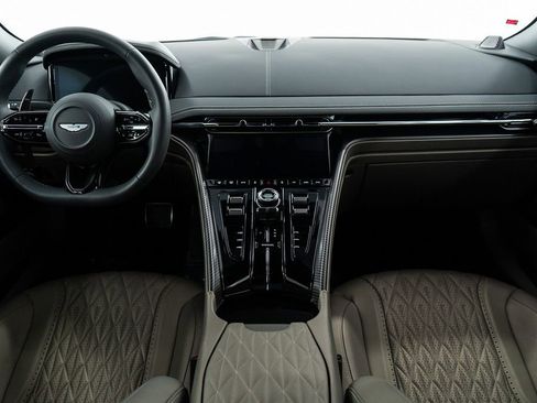 Used 2026 Aston Martin DB12 Coupe RWD image 21