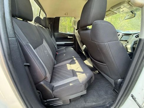 Used 2017 Toyota Tundra SR5 w/ SR5 Upgrade Package RWD image 25