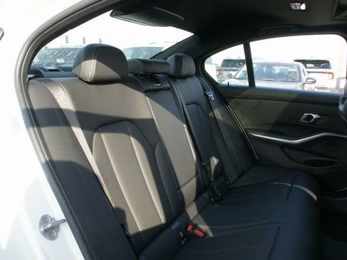 Used 2025 BMW 330i xDrive Sedan image 33
