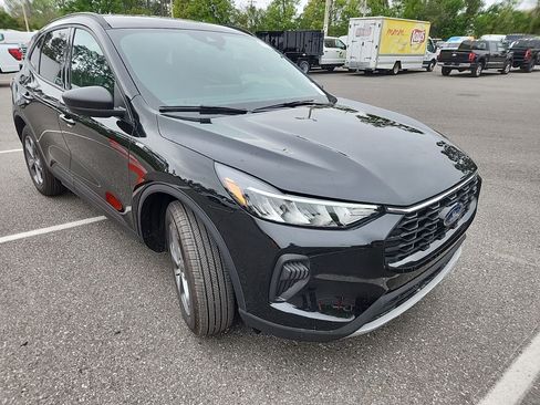 Used 2025 Ford Escape ST-Line w/ Tech Pack #1 image 6
