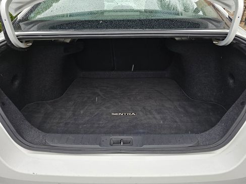 Used 2021 Nissan Sentra SV image 23