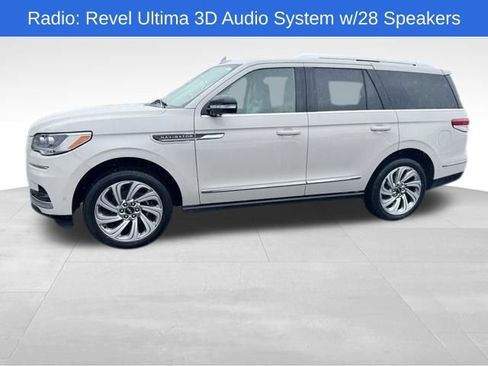 Certified 2024 Lincoln Navigator Reserve AWD/4WD image 8